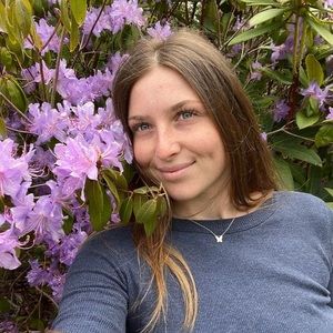 Meet your Posher, Emma